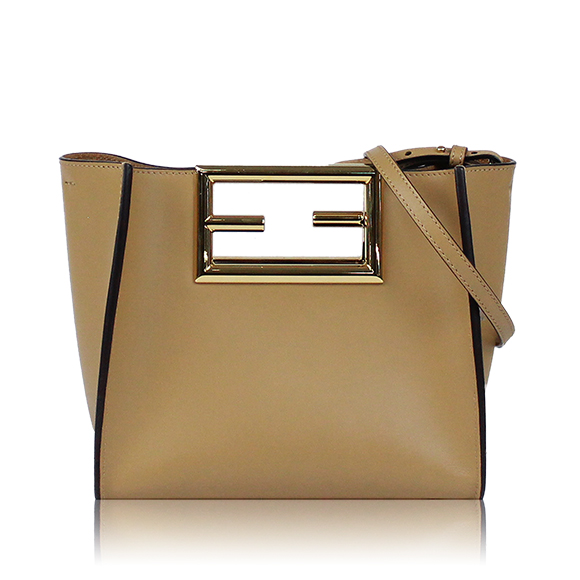 FENDI ウェイスモール 19 x17 x9cm(幅 x 高さ x マチ)