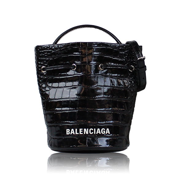 BALENCIAGA エブリデイドローストリングバケットバッグXS 