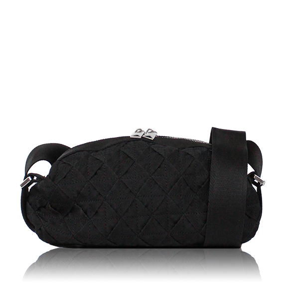 BOTTEGA VENETA ボディバッグ 28&nbsp;x12&nbsp;x9cm(幅&nbsp;x 高さ&nbsp;x マチ)