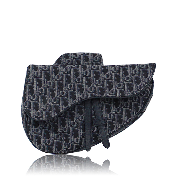 Dior サドルバッグ 24 x19 x4cm(幅 x 高さ x マチ)
