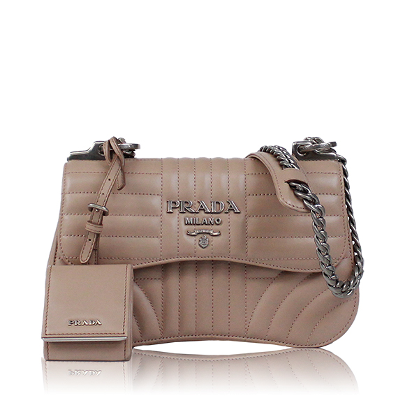 PRADA ショルダーバッグ 21 x13 x6cm(幅 x 高さ x マチ)