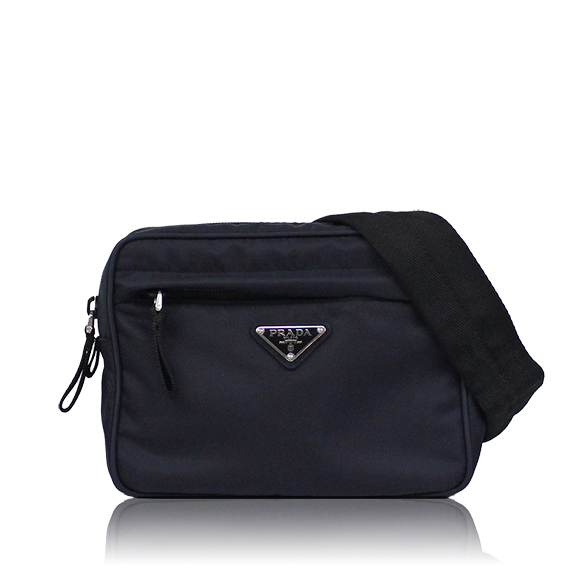 PRADA ベルトバッグ 19 x15 x6cm(幅 x 高さ x マチ)