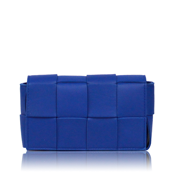 BOTTEGA VENETA カセットベルトバッグ 18 x10 x5cm(幅 x 高さ x マチ)