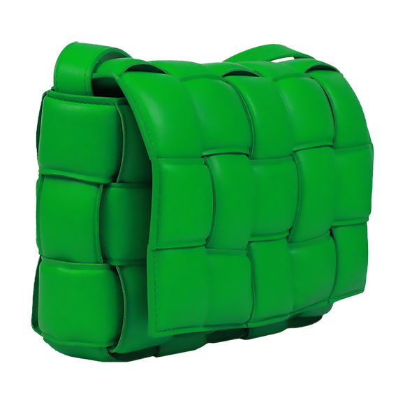 BOTTEGA VENETA（ボッテガ・ヴェネタ）パデッドカセット