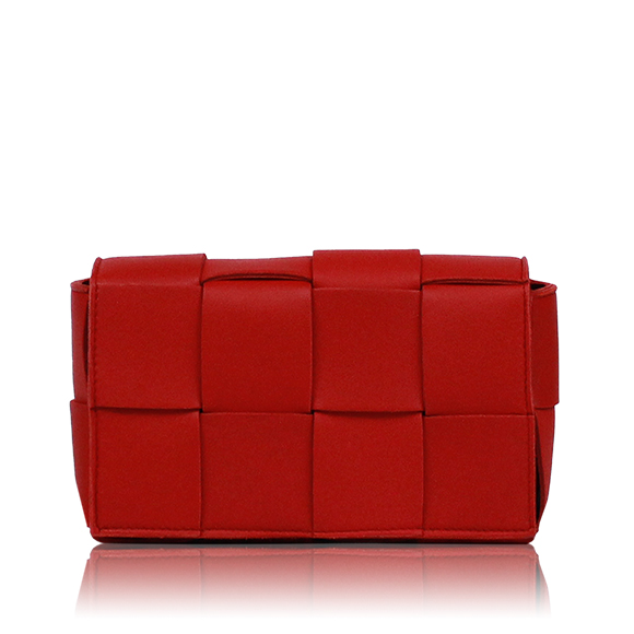 BOTTEGA VENETA カセットベルトバッグ 18&nbsp;x10&nbsp;x5cm(幅&nbsp;x 高さ&nbsp;x マチ)