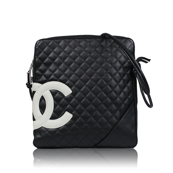 CHANEL カンボンラインラージポシェット 31&nbsp;x34&nbsp;x4cm(幅&nbsp;x 高さ&nbsp;x マチ)