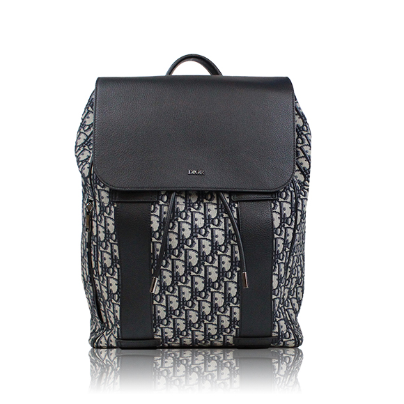 Dior バックパック 29 x40 x11cm(幅 x 高さ x マチ)