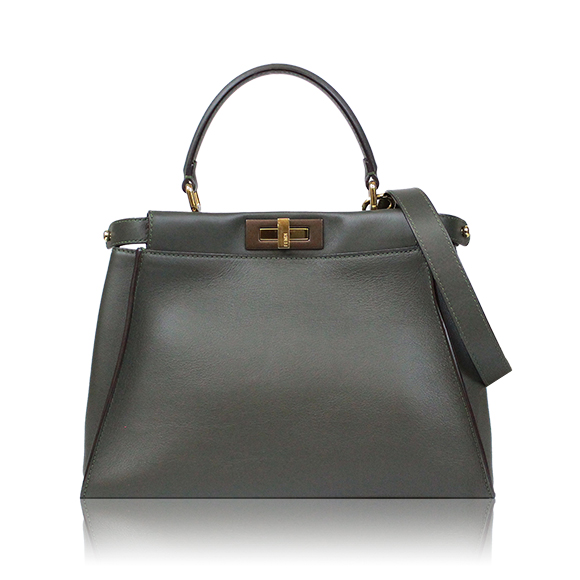 FENDI ピーカブー 34 x24 x11cm(幅 x 高さ x マチ)