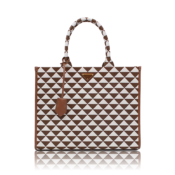 PRADA シンボルエンブロイダリーファブリックラージハンドバッグ プラダ シンボル エンブロイダリーファブリック ラージバッグ