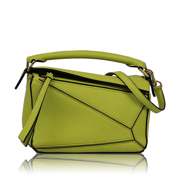 LOEWE パズルバッグミニ 17 x12 x7cm(幅 x 高さ x マチ)