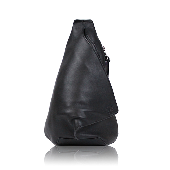 LOEWE アントンスリング 