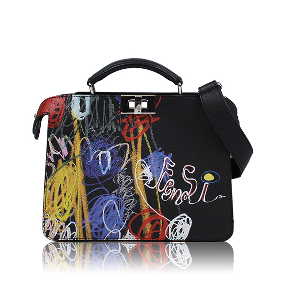 FENDI ピーカブーアイシーユースモール 25&nbsp;x20&nbsp;x8cm(幅&nbsp;x 高さ&nbsp;x マチ)