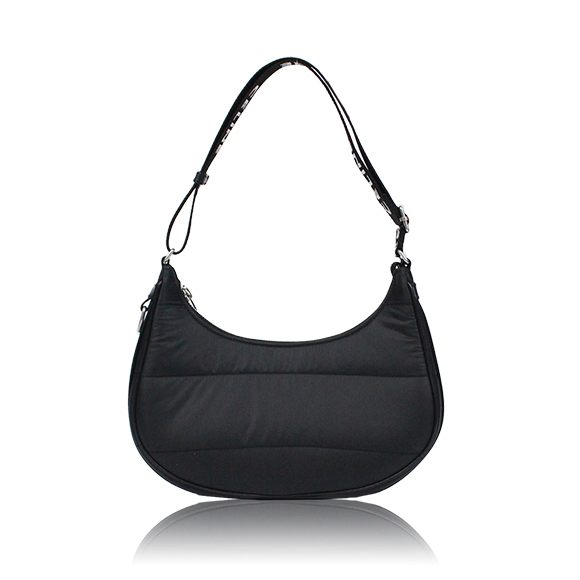 CELINE アヴァ 24&nbsp;x18&nbsp;x7cm(幅&nbsp;x 高さ&nbsp;x マチ)