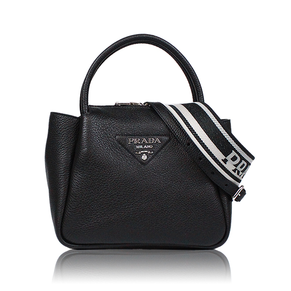 PRADA スモールレザーハンドバッグ 23&nbsp;x18&nbsp;x11cm(幅&nbsp;x 高さ&nbsp;x マチ)