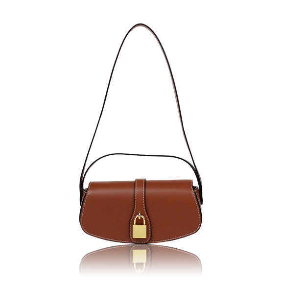 CELINE(セリーヌ)クラッチタブゥ