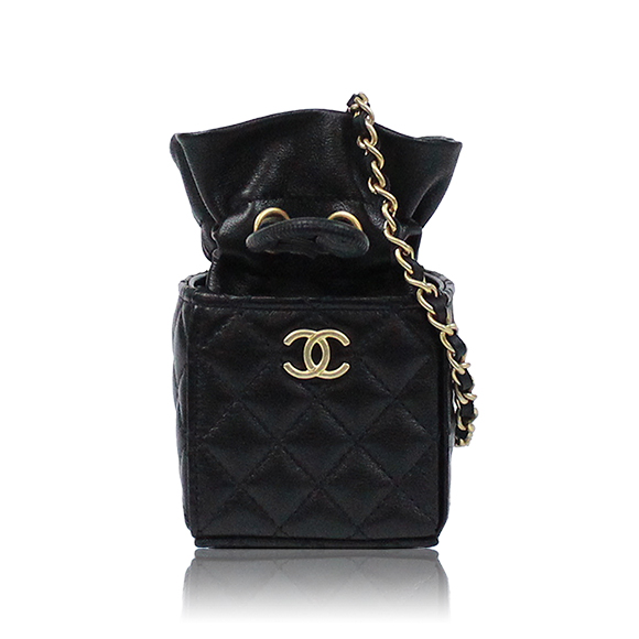 CHANEL(シャネル)チェーンショルダーバッグ