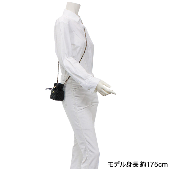 チェーンショルダーバッグ