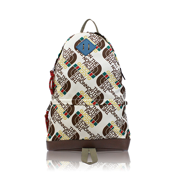 GUCCI ミディアムバックパック 32 x45 x18cm(幅 x 高さ x マチ)