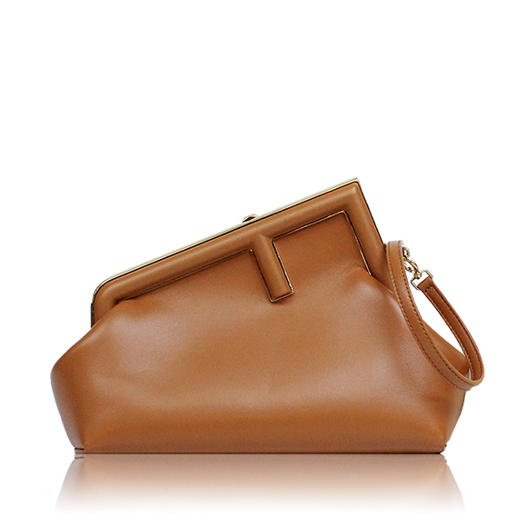 FENDI ファーストスモール 