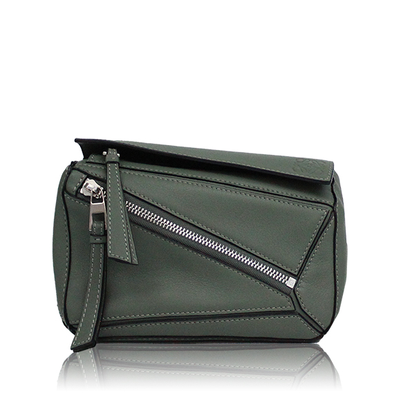 LOEWE パズルバムバッグミニ 17 x11 x7cm(幅 x 高さ x マチ)