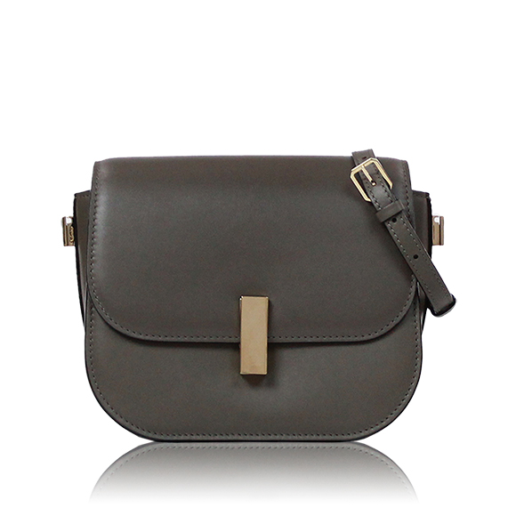 Valextra イジィデショルダーバッグ 19 x15 x9cm(幅 x 高さ x マチ)