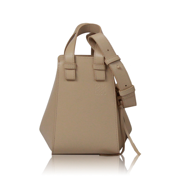 LOEWE ハンモックコンパクト 19 x21 x14cm(幅 x 高さ x マチ)