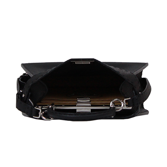 ピーカブーアイシーユースモール