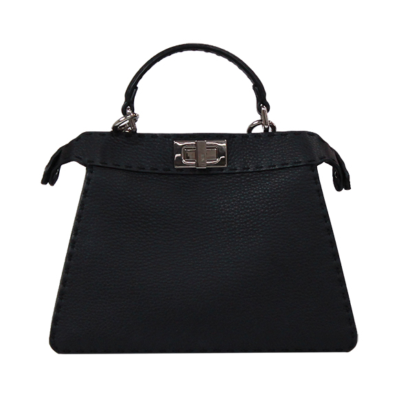 ピーカブーアイシーユースモール