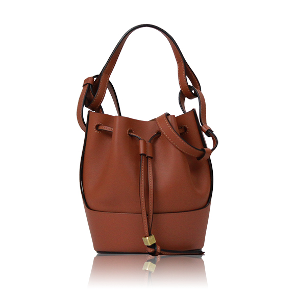 LOEWE バルーンバッグミニ 14&nbsp;x19&nbsp;x10cm(幅&nbsp;x 高さ&nbsp;x マチ)