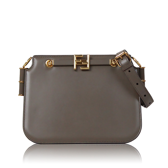 FENDI タッチ 24 x19 x12cm(幅 x 高さ x マチ)