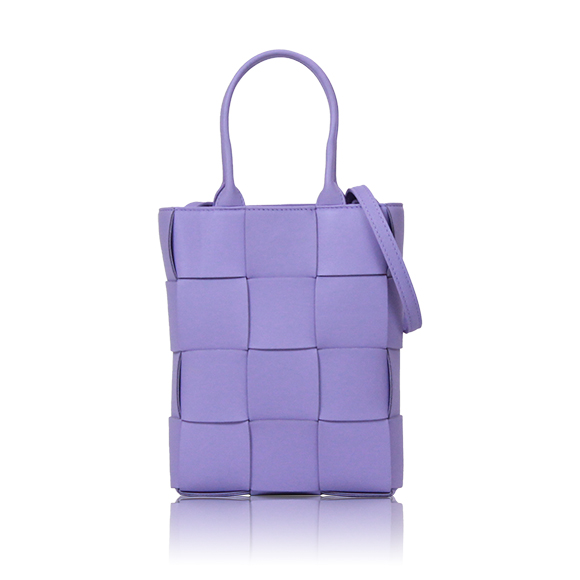 BOTTEGA VENETA 2WAYバッグ 17 x22 x6cm(幅 x 高さ x マチ)