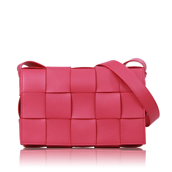 BOTTEGA VENETA カセット 23&nbsp;x14&nbsp;x5cm(幅&nbsp;x 高さ&nbsp;x マチ)