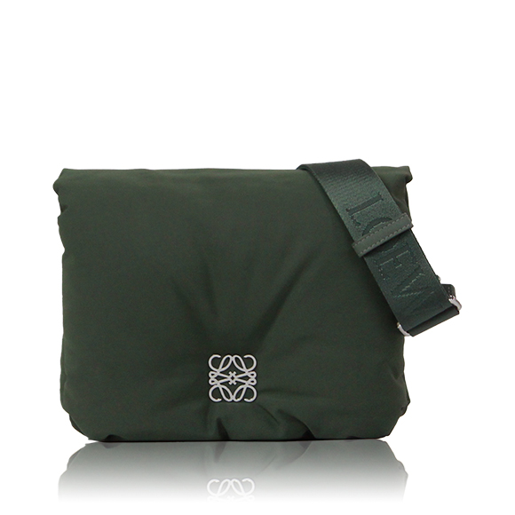 LOEWE パファーゴヤバッグ 23 x18 x7cm(幅 x 高さ x マチ)