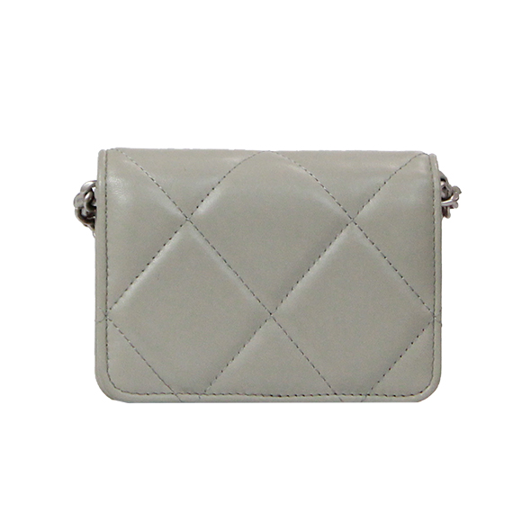 チェーンショルダーバッグ