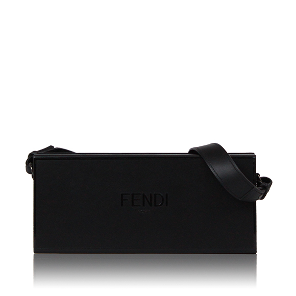 FENDI ショルダーバッグ 24 x10 x5cm(幅 x 高さ x マチ)