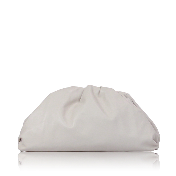 BOTTEGA VENETA ザポーチ 38 x21 x11cm(幅 x 高さ x マチ)