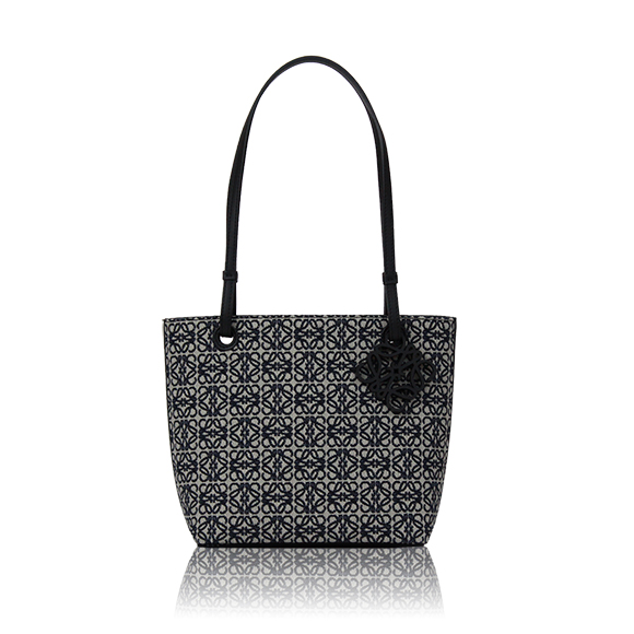 LOEWE アナグラムスクエアトートバッグ 21&nbsp;x21&nbsp;x10cm(幅&nbsp;x 高さ&nbsp;x マチ)