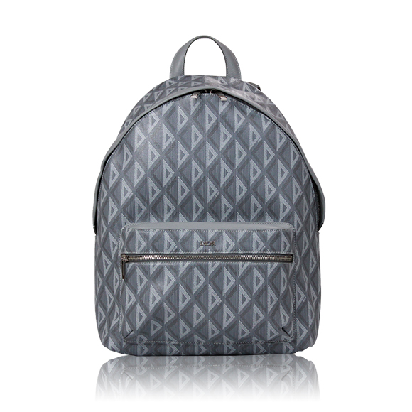 Dior ライダーバックパック 30&nbsp;x42&nbsp;x15cm(幅&nbsp;x 高さ&nbsp;x マチ)