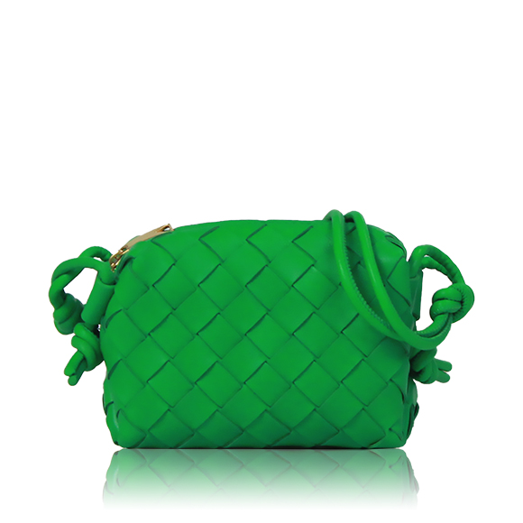 BOTTEGA VENETA キャンディーループカメラバッグ 13 x9 x6cm(幅 x 高さ x マチ)