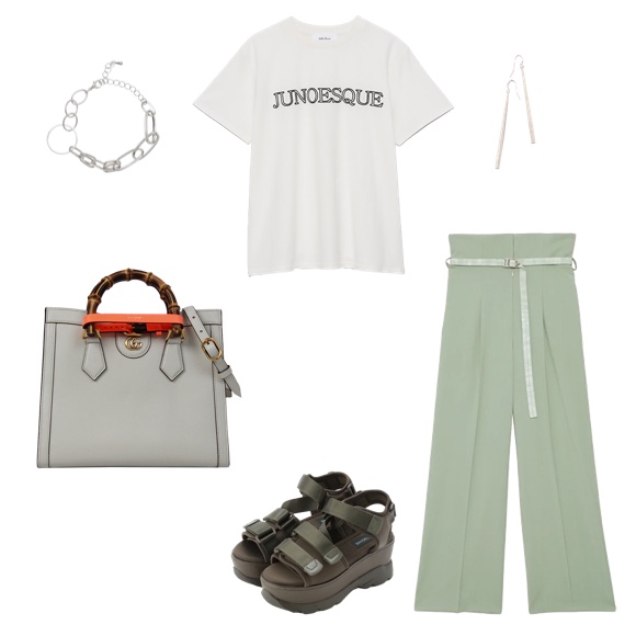 ダイアナスモール