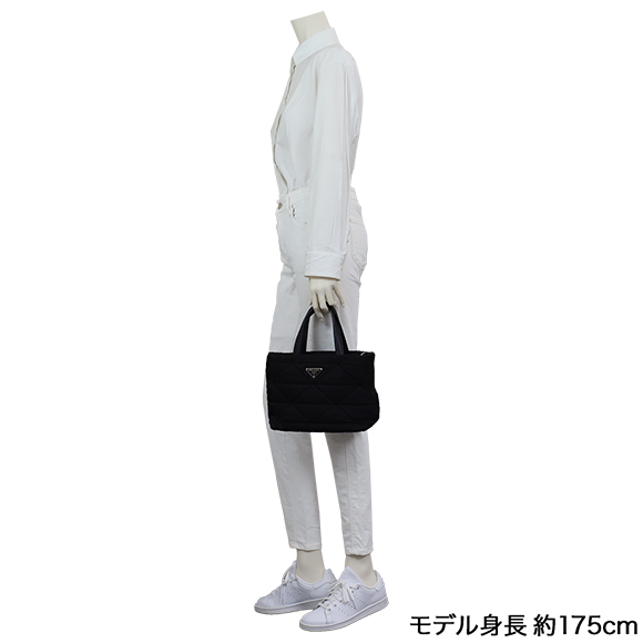 パデッドRe-Nylonトートバッグ