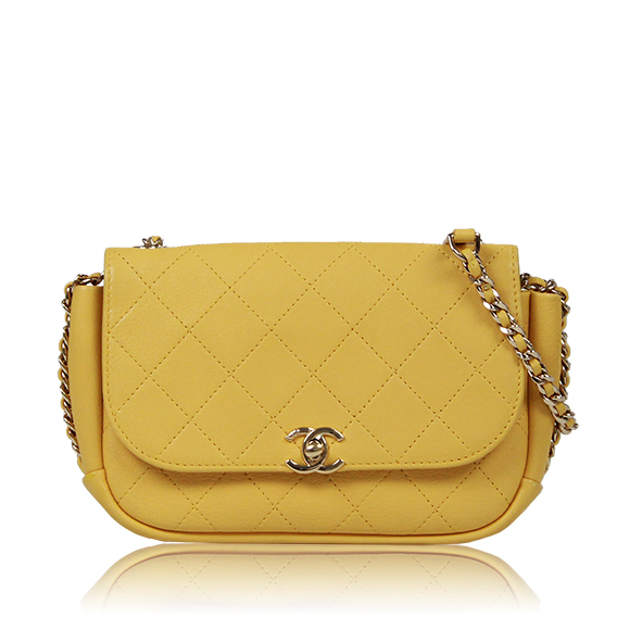 CHANEL チェーンショルダーバッグ 19 x14 x5cm(幅 x 高さ x マチ)