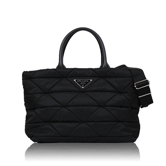 PRADA ミディアムパデッドRe-Nylonトートバッグ 30&nbsp;x24&nbsp;x17cm(幅&nbsp;x 高さ&nbsp;x マチ)