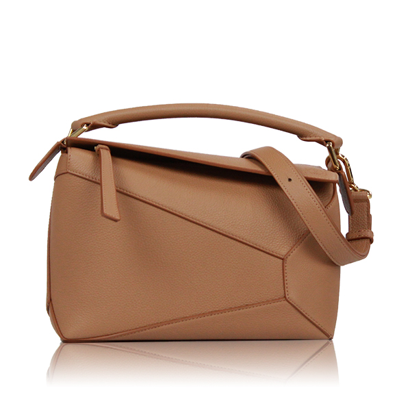 LOEWE パズルエッジバッグスモール 24&nbsp;x16&nbsp;x11cm(幅&nbsp;x 高さ&nbsp;x マチ)