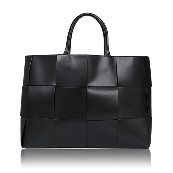 BOTTEGA VENETA ラージアルコトートバッグ 45&nbsp;x34&nbsp;x11cm(幅&nbsp;x 高さ&nbsp;x マチ)