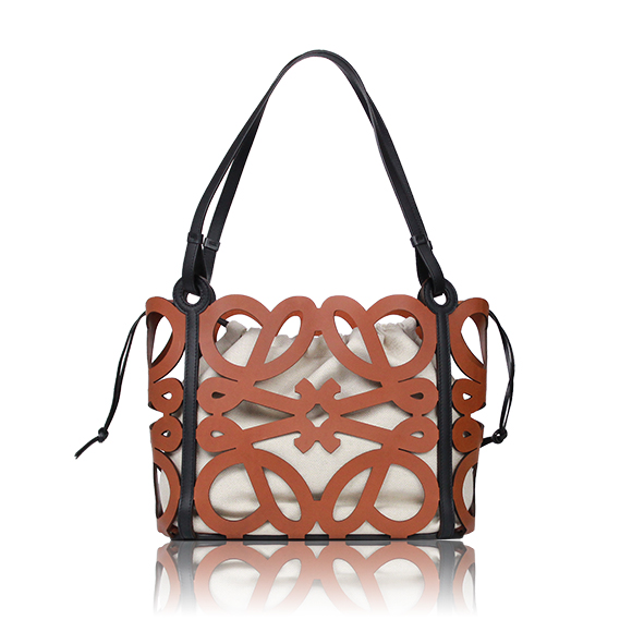 LOEWE アナグラムカットアウトトートスモール 