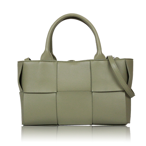 BOTTEGA VENETA ミニアルコトートバッグ 25&nbsp;x16&nbsp;x8cm(幅&nbsp;x 高さ&nbsp;x マチ)