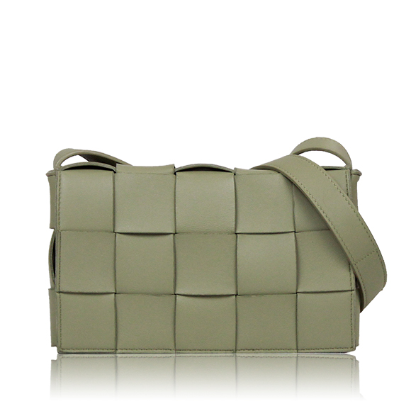 BOTTEGA VENETA カセット 22&nbsp;x14&nbsp;x5cm(幅&nbsp;x 高さ&nbsp;x マチ)