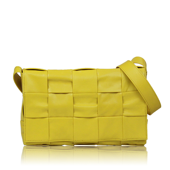 BOTTEGA VENETA カセット 22 x14 x5cm(幅 x 高さ x マチ)