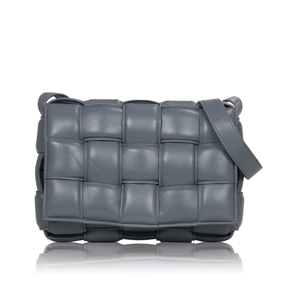 BOTTEGA VENETA パデッドカセット 